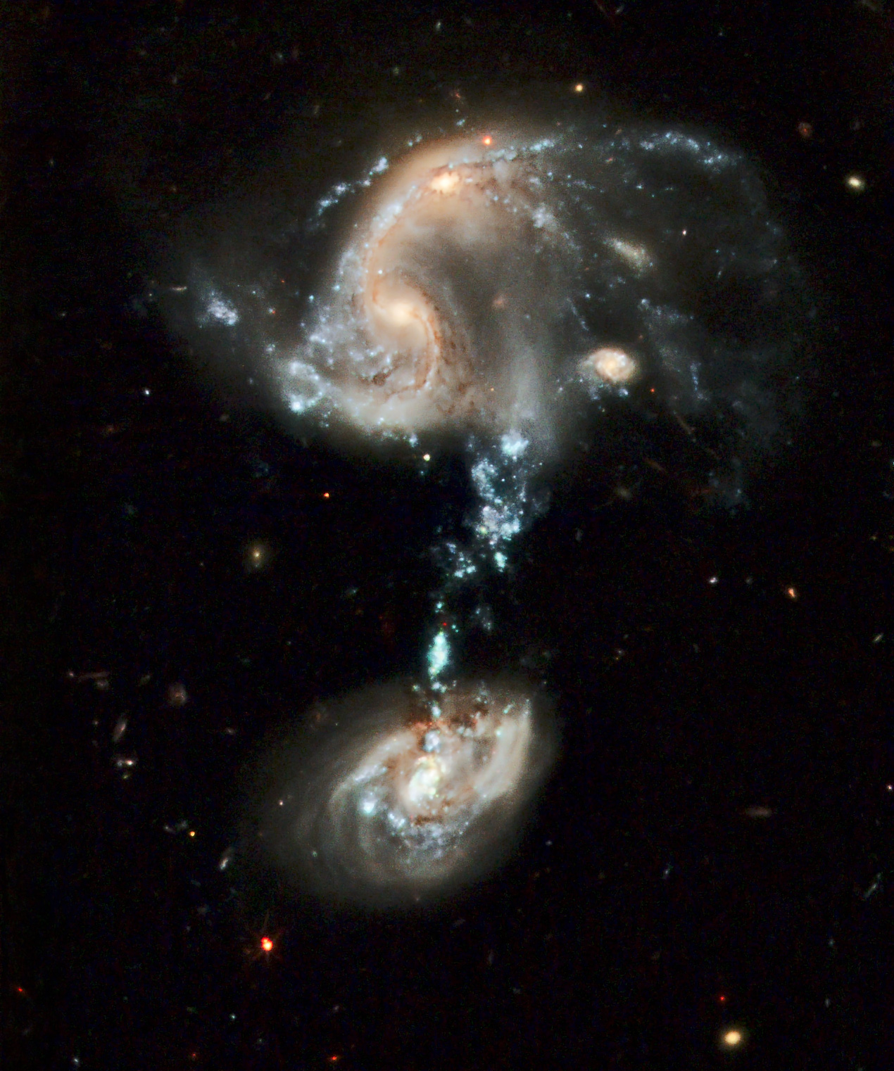 Arp 194 and its cosmic fountain; from ESA